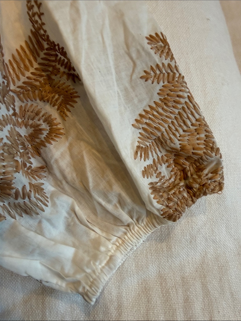 Ciebon Cream Boho Top with Brown Fern Embroidery and Crochet Collar - Picture 5 of 7